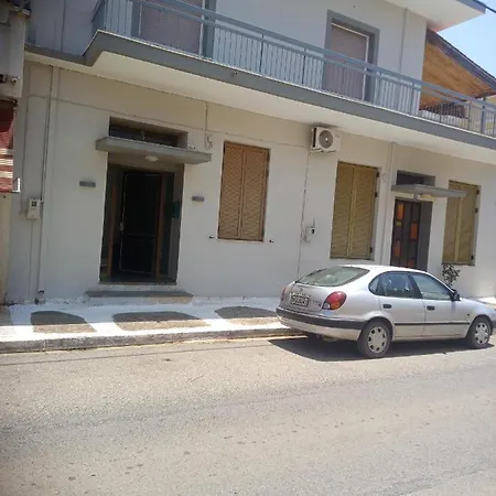 Tom House 2 *