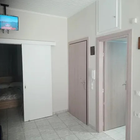Apartment Tom House 2 *